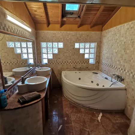 Elif Apartment *